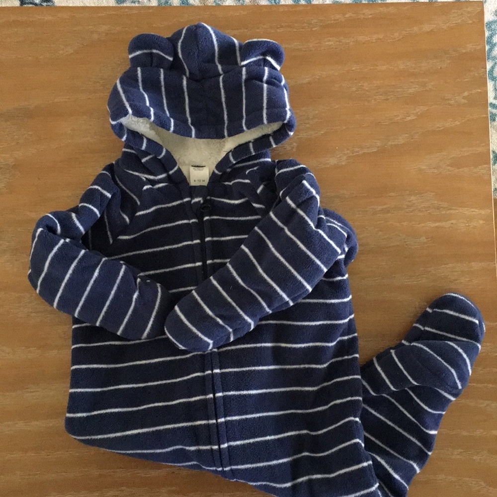 Old Navy Fleece Baby Winter One Piece Suit 6-12 Mo